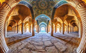 Shiraz, in restauro la storica Moschea Vakil