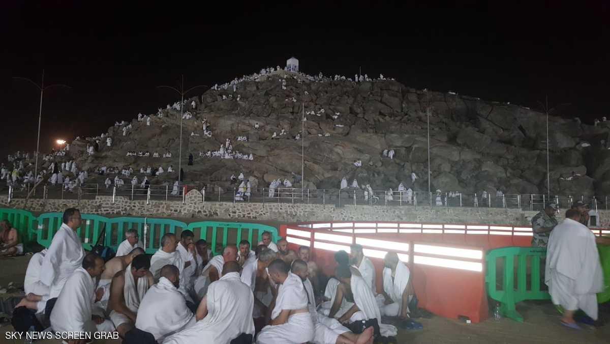 I pellegrini al deserto di Arafat + FOTO