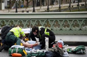 特朗普滥用伦敦爆炸事件向穆斯林施压