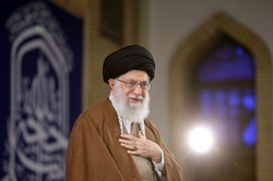 伊斯兰革命领袖：美国实力衰退的明显迹象就是伊朗变得更强大