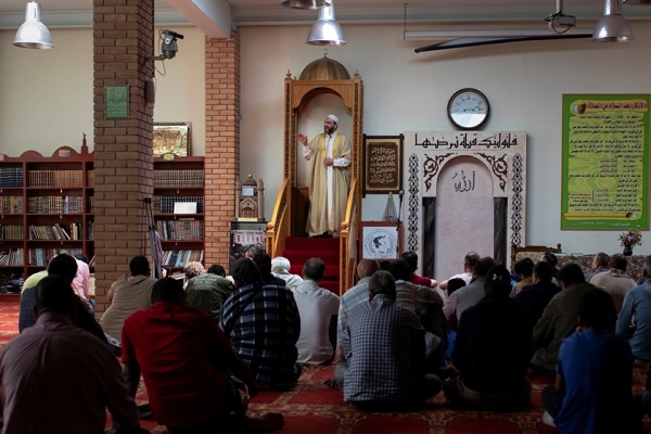 هل يفتتح أول مسجد رسمي بأثينا بعد تحويل آيا صوفيا؟