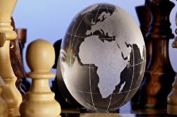 ضمور العقل وحمقى السياسة