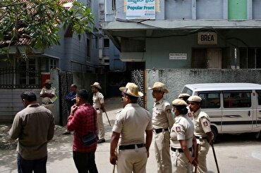 India Arrests Scores Following Nationwide Raids on Muslim Group  