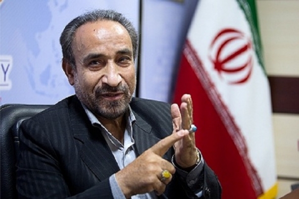 خدمت بیشتر به مردم بهترین راه ادای دین به شهدا و حفظ انقلاب است