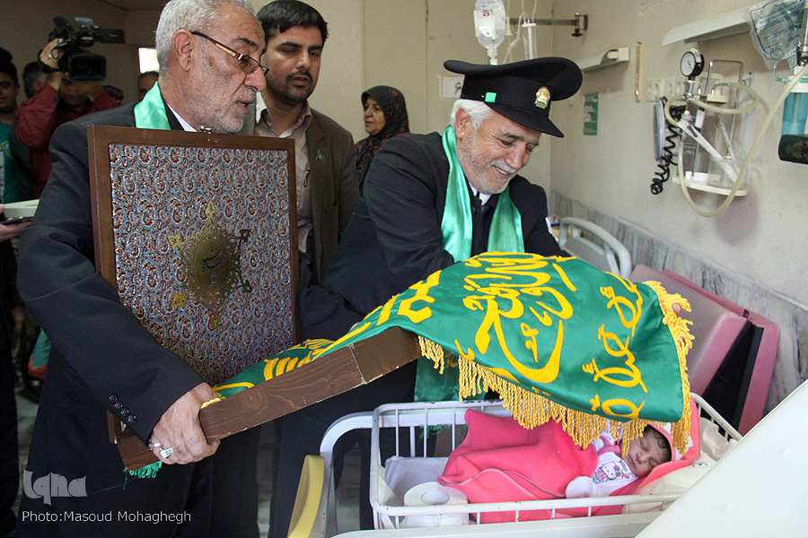 كاروان زير سايه خورشيد در بیمارستانهای سمنان