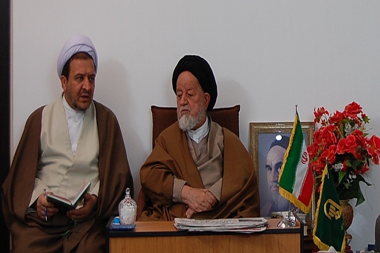 ۹۰۰مسجد در سمنان فعالیت دارند