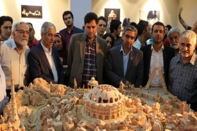 نمایشگاه «شهر سفالی صلح» در سمنان برپا شد