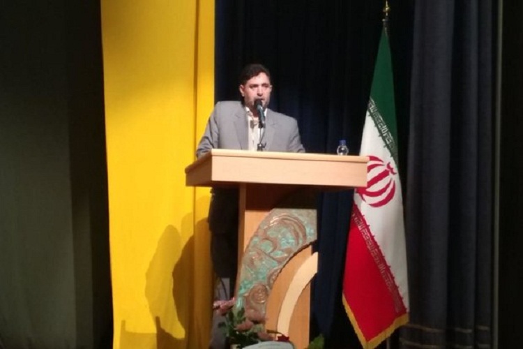 یکی از مهمترین الگوهای موفق نهاد سازی، کانون‌های فرهنگی هنری مساجد هستند