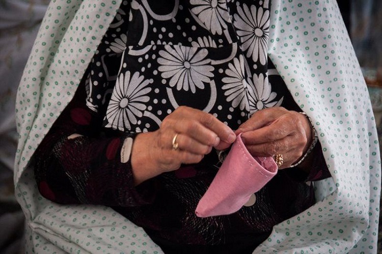 برگزاری مراسم &laquo;دوختن کیسه مراد&raquo; در سمنان