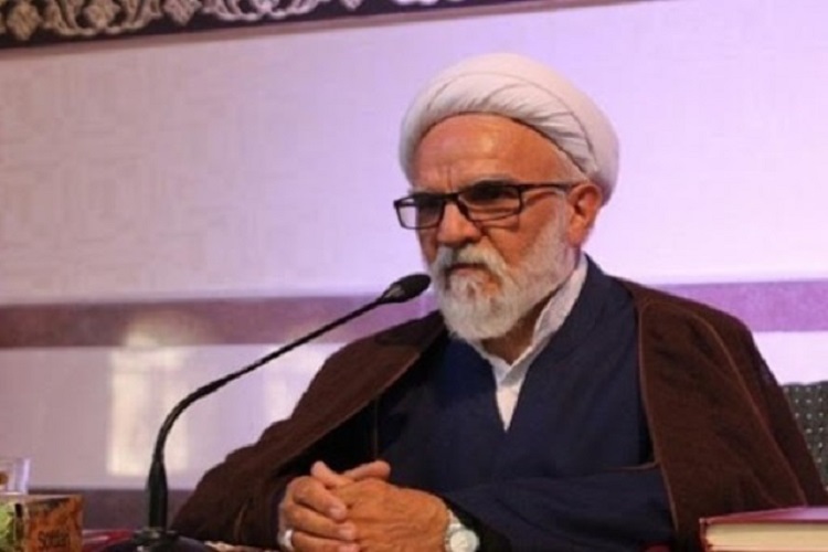 حجت الاسلام مهدوی نژاد امام جمعه موقت سمنان حساب اهمال برخی مسئولان و مدیران از انقلاب جداست