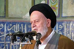 دشمن به دنبال کم‌ارزش نشان دادن انتخابات است