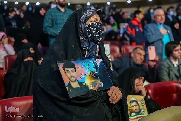 دستگیری جهادگران مکتب سلیمانی از همسران شهدای مدافع حرم