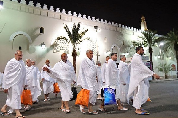 تشرف نخستین گروه زائران ایرانی به بیت‌الله الحرام