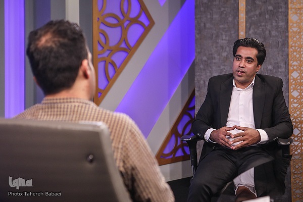 پزشکی که پای مسئولیت اجتماعی خود ماند + فیلم