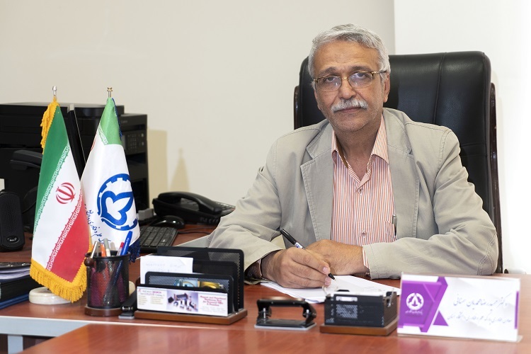 حمیدرضا سمنانی معاون فناوری پارک علم و فناوری دانشگاه سمنان حمیدرضا سمنانی معاون فناوری پارک علم و فناوری دانشگاه سمنان