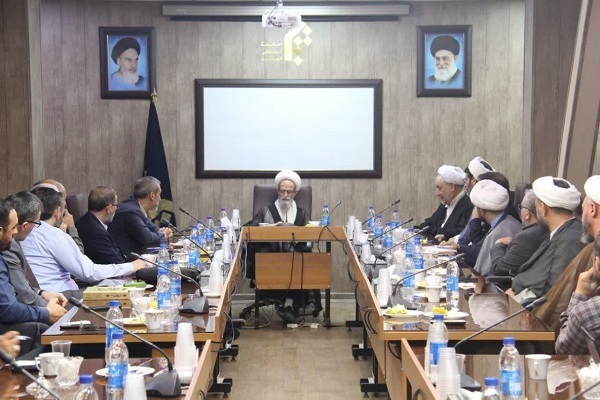 جمعی از علمای مؤسسه کوثر ترکیه با آیت‌الله بنابی دیدار کردند