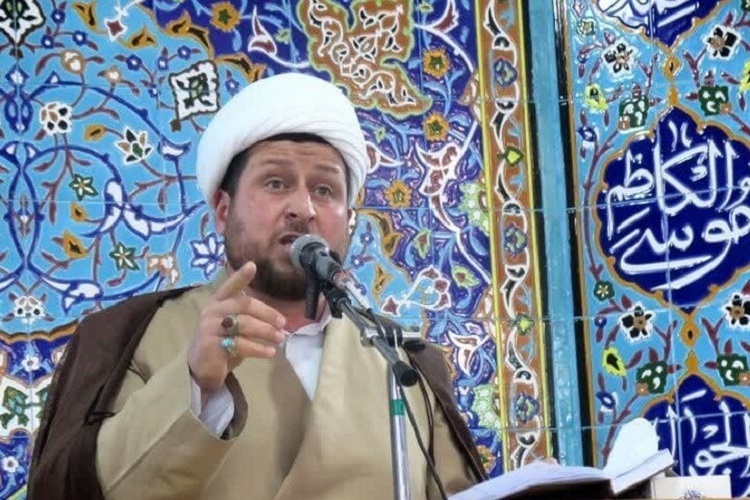 حجت الاسلام عزیزی امام جمعه میامی