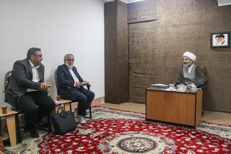 دیدار مدیر عامل موسسه فرهنگی قرآنی ایمانور با نماینده ولی فقیه در سمنان دیدار مدیر عامل موسسه فرهنگی قرآنی ایمانور با نماینده ولی فقیه در سمنان