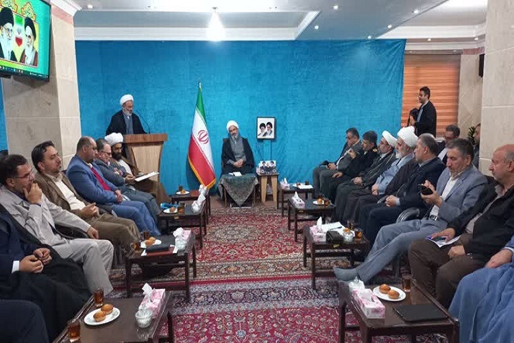 حجت الاسلام مطیعی نماینده ولی فقیه در استان در جلسه ستاد گرامیداشت چهل و ششمین سالگرد پیروزی انقلاب اسلامی