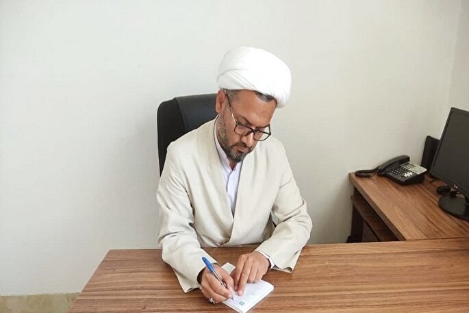 اعتکاف هجرتی درونی برای سیر در دنیای باطن است