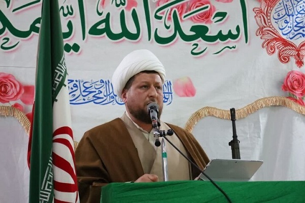 حجت الاسلام عزیزی امام جمعه میامی