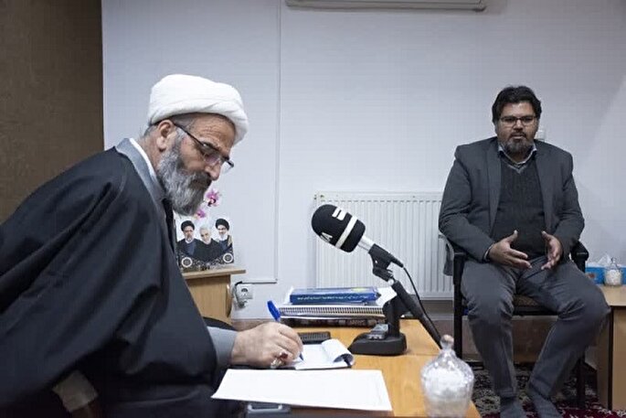 مسئولان باید در قبال رسانه‌ها از خود سعه‌صدر نشان دهند