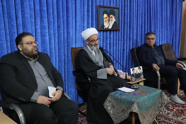 حجت السلام مطیعی نماینده ولی فقیه در سمنان در جلسه شورای زکات حجت السلام مطیعی نماینده ولی فقیه در سمنان در جلسه شورای زکات