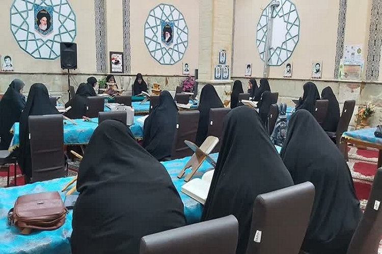 قرآن آموزان مهد قرآن کریم امامزاده یحیی (ع) سمنان