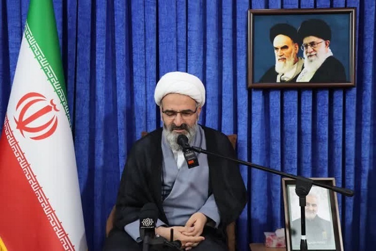 حجت الاسلام مطیعی امام جمعه سمنان