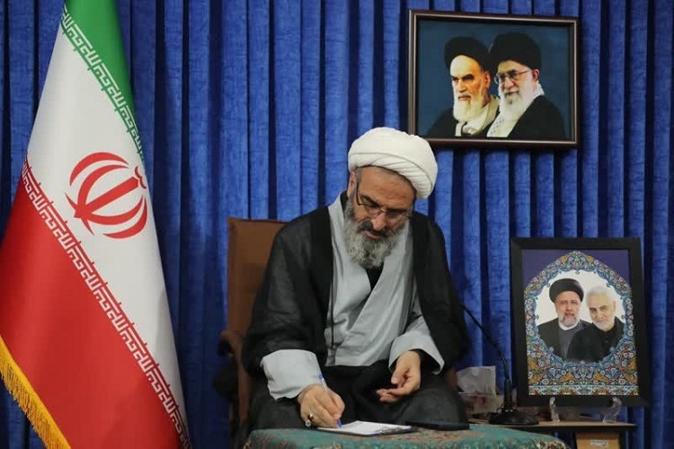 دیدار حجت الاسلام مطیعی نماینده ولی فقیه دراستان سمنان با فعالان صنعتی سمنان