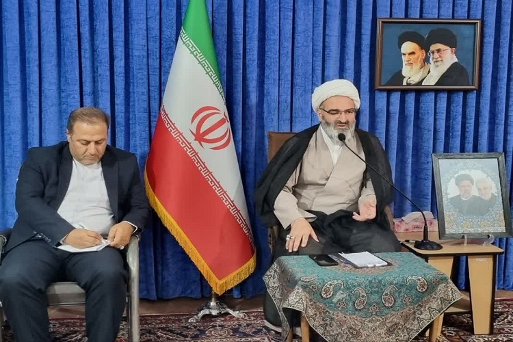 دیدار حجت الاسلام مطیعی نماینده ولی فقیه در استان سمنان با فعالان عرصه تعاون