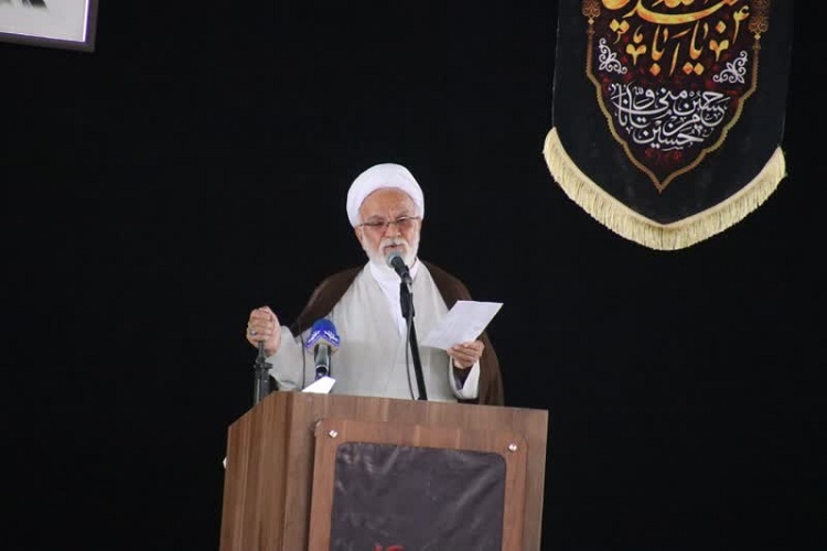 حجت الاسلام غلامحسین مهدوی نژآد امام جمعه موقت سمنان