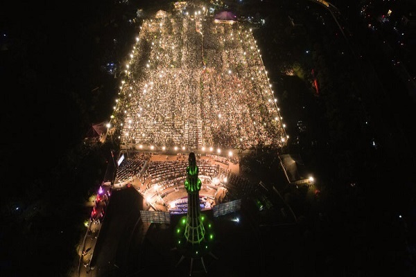 استقبال از محفل قرآنی ایرانیان در لاهور پاکستان + فیلم