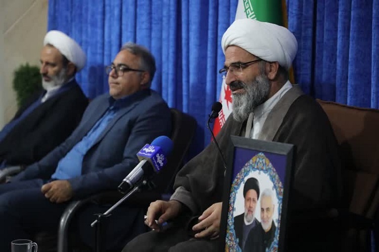 حجت الاسلام مطیعی نماینده ولی فقیه در استان سمنان حجت الاسلام مطیعی نماینده ولی فقیه در استان سمنان