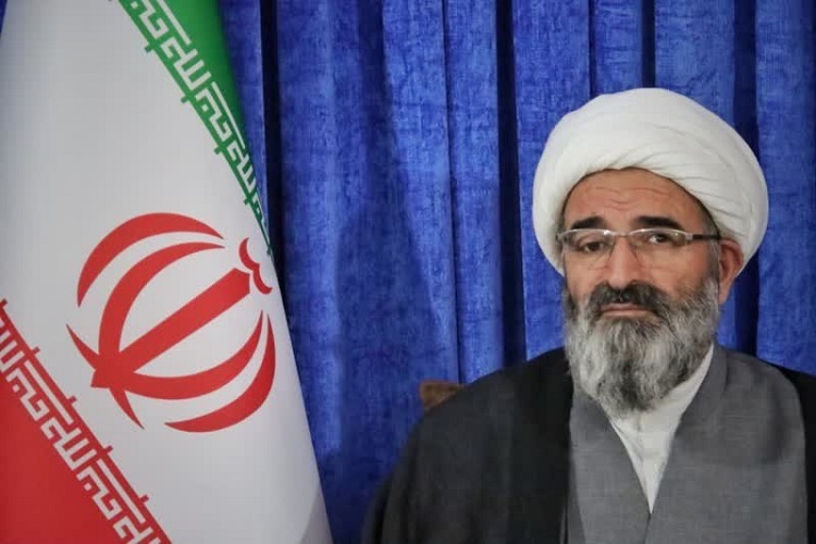 حجت الاسلام مطیعی امام جمعه سمنان حجت الاسلام مطیعی امام جمعه سمنان