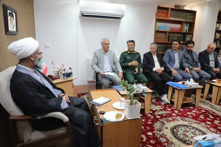 دیدار حجت الاسلام مطیعی نماینده ولی فقیه با مسئولان ورزشی استان سمنان دیدار حجت الاسلام مطیعی نماینده ولی فقیه با مسئولان ورزشی استان سمنان