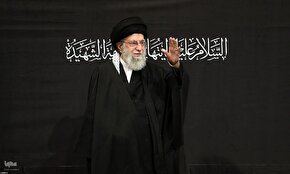 اولین شب مراسم عزاداری حضرت فاطمه‌زهرا (س) در حسینیه امام خمینی(ره)