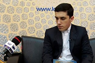 فراز تلاوت امیدرضا رحیمی در مدینه منوره + فیلم