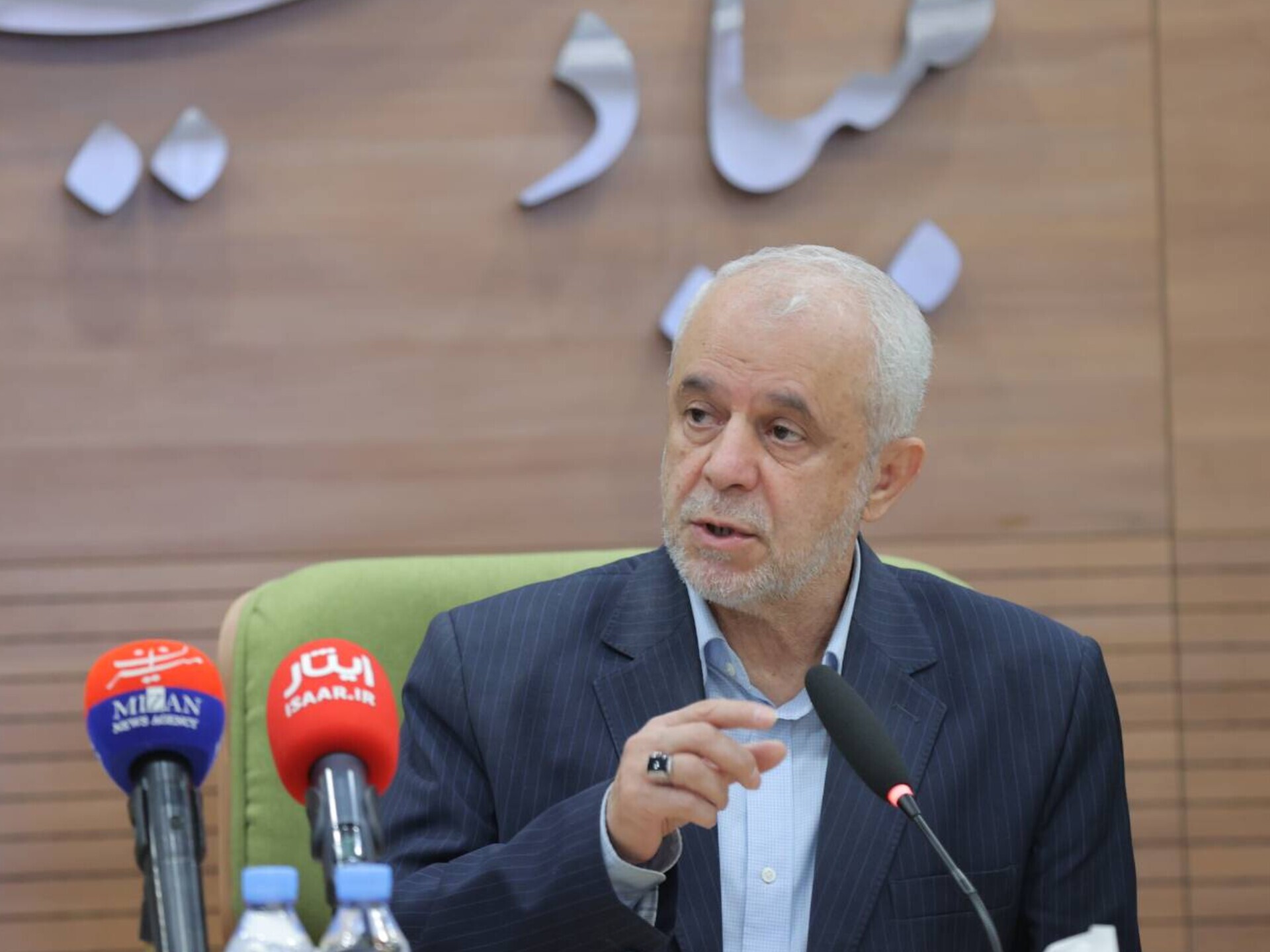 دو بازوی قدرتمند برای رفع مشکلات جامعه ایثارگری