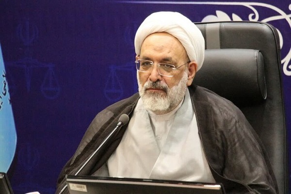 حجت الاسلام اکبری مدیر کل دادگستری استان سمنان