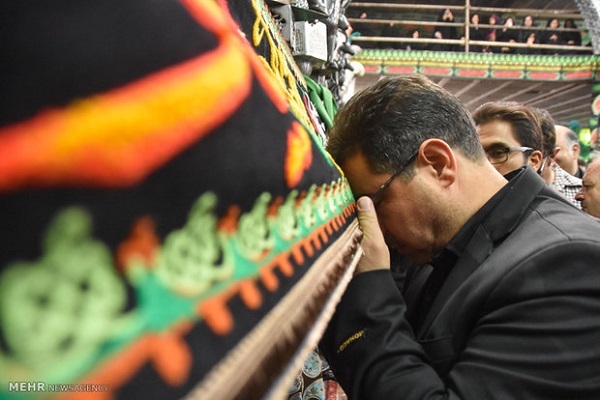 برگزاری آئین سنتی سیاهپوشان در سمنان برگزاری آئین سنتی سیاهپوشان در سمنان