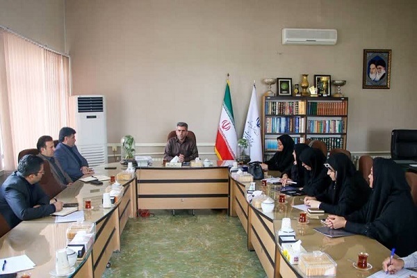 درس ادبیات فارسی مهم‌ترین بخش سواد خواندن محسوب می‌شود