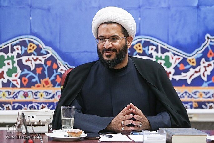 نیاز به وقف برای تولید محصولات فرهنگی و بصیرت‌افزایی