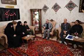 دیدار جهادگران دانشگاهی آذربایجان‌شرقی با خانواده سردار شهید «فلاحی‌نیا»