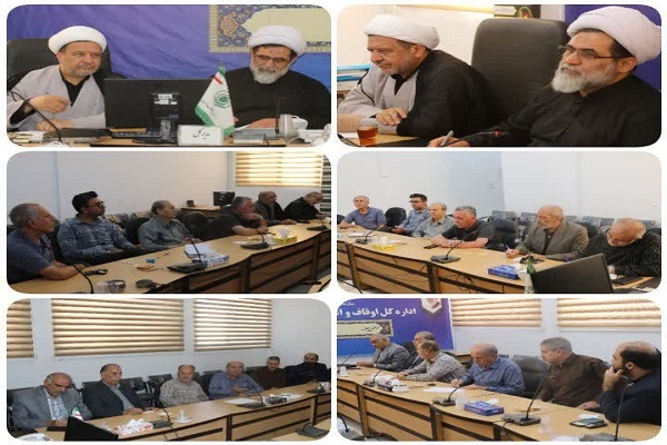 نشست مشترک مدیرکل اوقاف استان با هیئت امنای آستان مقدس امامزاده علی بن جعفر (علیه السلام) سمنان و جمعی از خیرین، ساکنین و معتمدین محلی