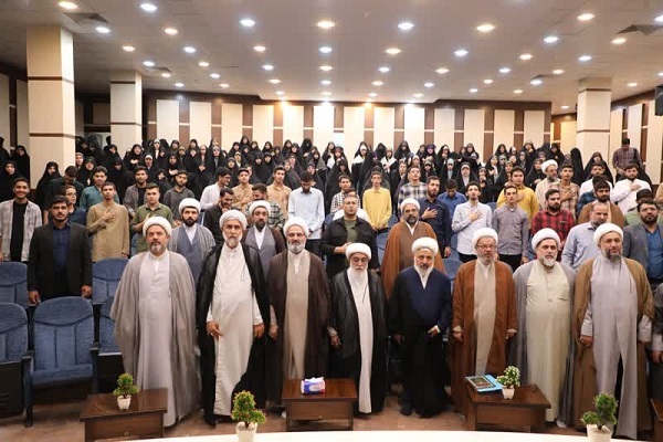 نماینده ولی‌فقیه در استان سمنان در آیین آغاز سال تحصیلی جدید حوزه‌های علمیه برادر و خواهر استان سمنان