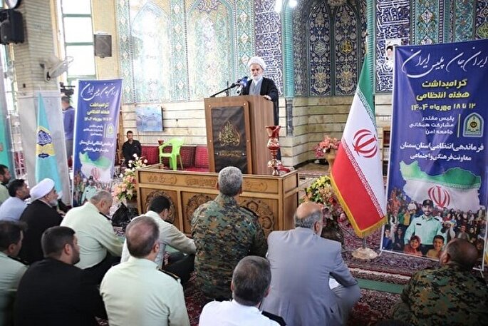 هدف دشمنان از طرح مکانیسم ماشه انزوای ایران است