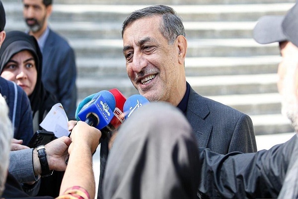 نمایندگان پیش از استیضاح وزرا شرایط کشور را در نظر بگیرند