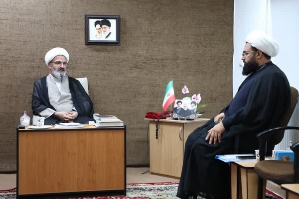 حجت الاسلام مرتضی مطیعی نماینده ولی فقیه در سمنان در دیدار با مدیر کل تبلیغات اسلامی سمنان حجت الاسلام مرتضی مطیعی نماینده ولی فقیه در سمنان در دیدار با مدیر کل تبلیغات اسلامی سمنان