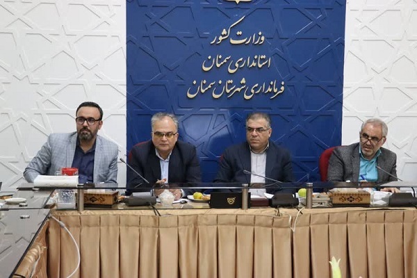 نشست هماندیشی توسعه سیاسی و اجتماعی شهرستان سمنان ویژه دانشجویان با مهدی آقا براری، معاون سیاسی، امنیتی و اجتماعی استاندار سمنان نشست هماندیشی توسعه سیاسی و اجتماعی شهرستان سمنان ویژه دانشجویان با مهدی آقا براری، معاون سیاسی، امنیتی و اجتماعی استاندار سمنان
